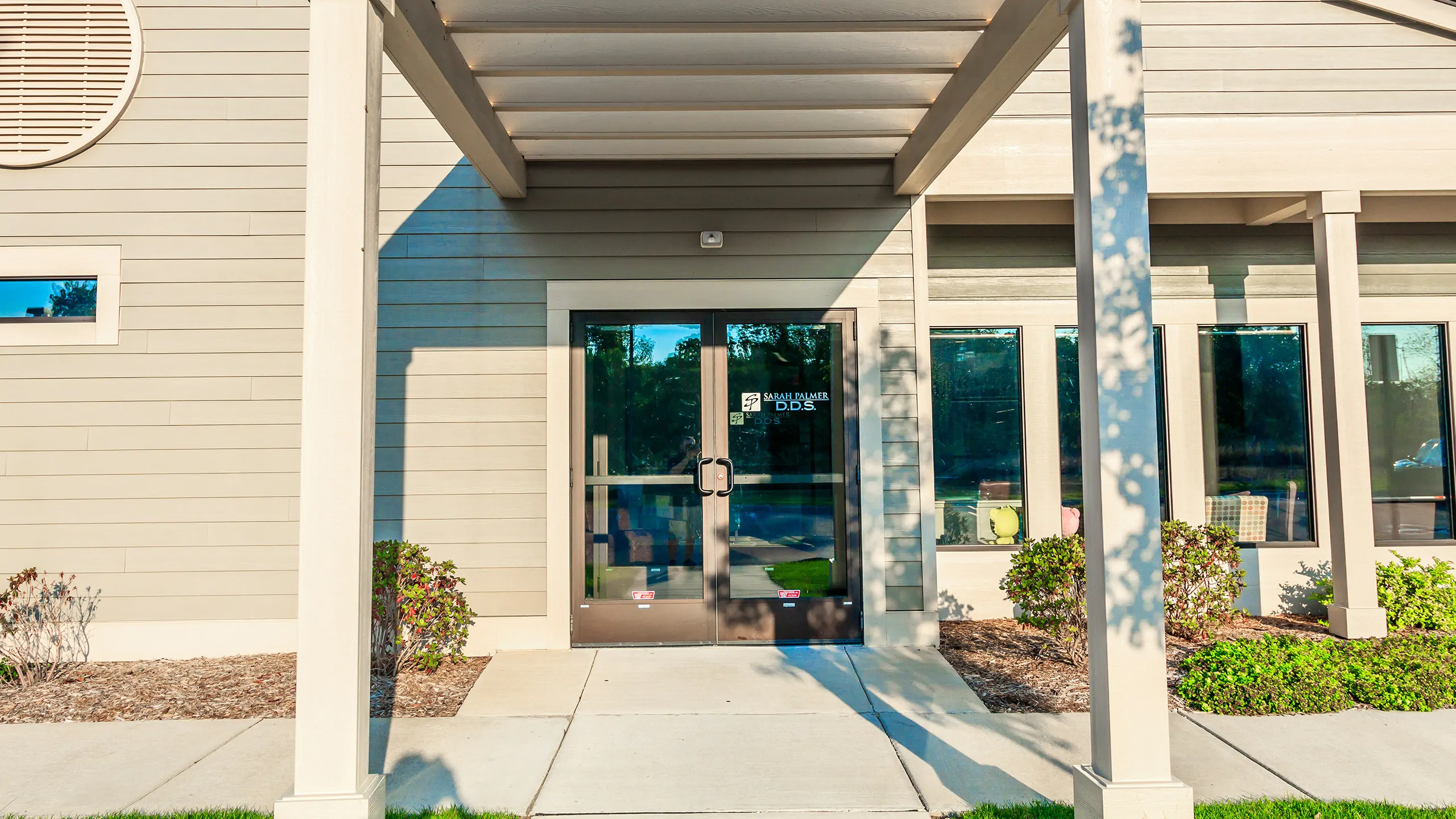 Cosmetic Dentist In Grandville MI